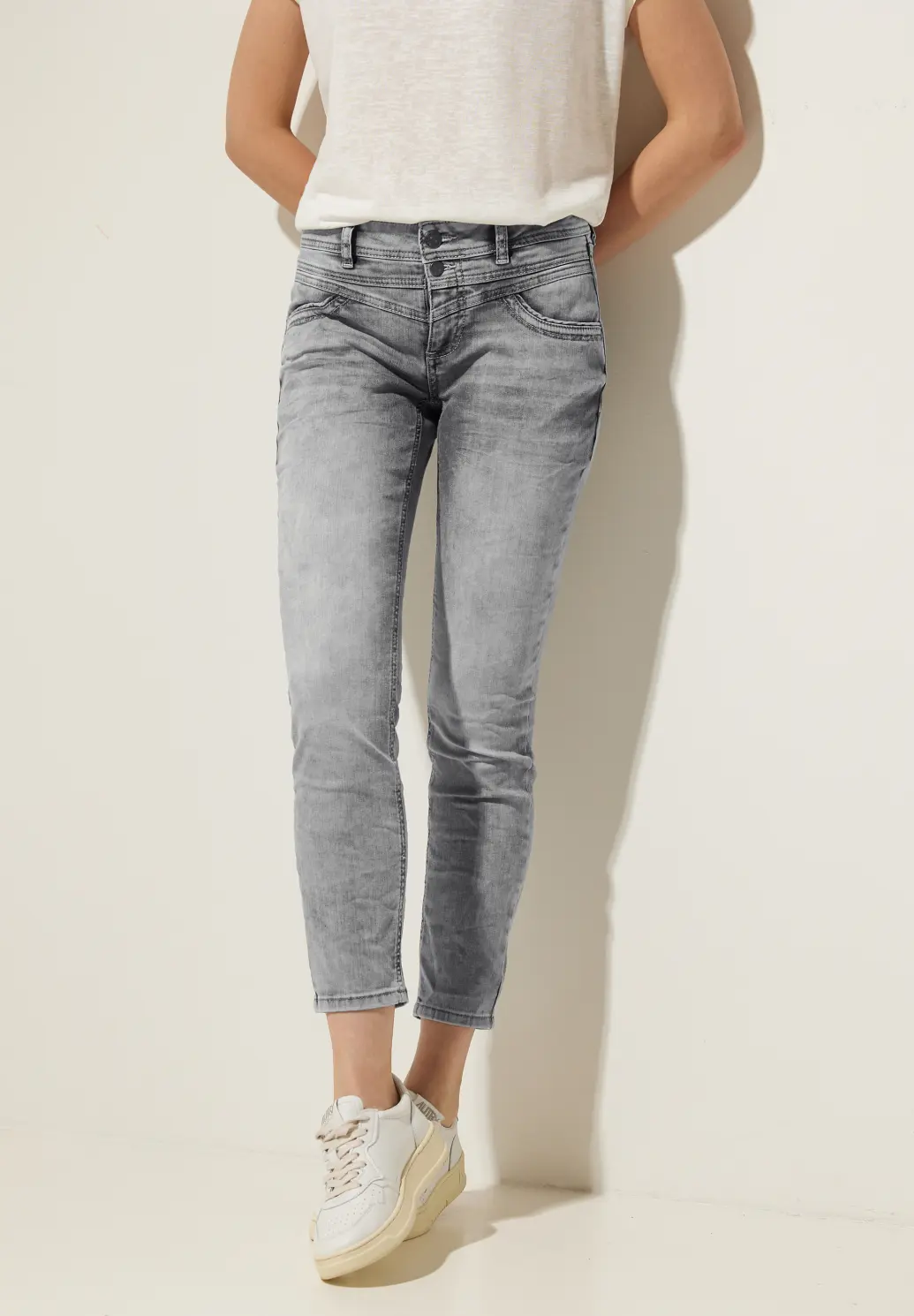 grijze-jeans-514dtm.png