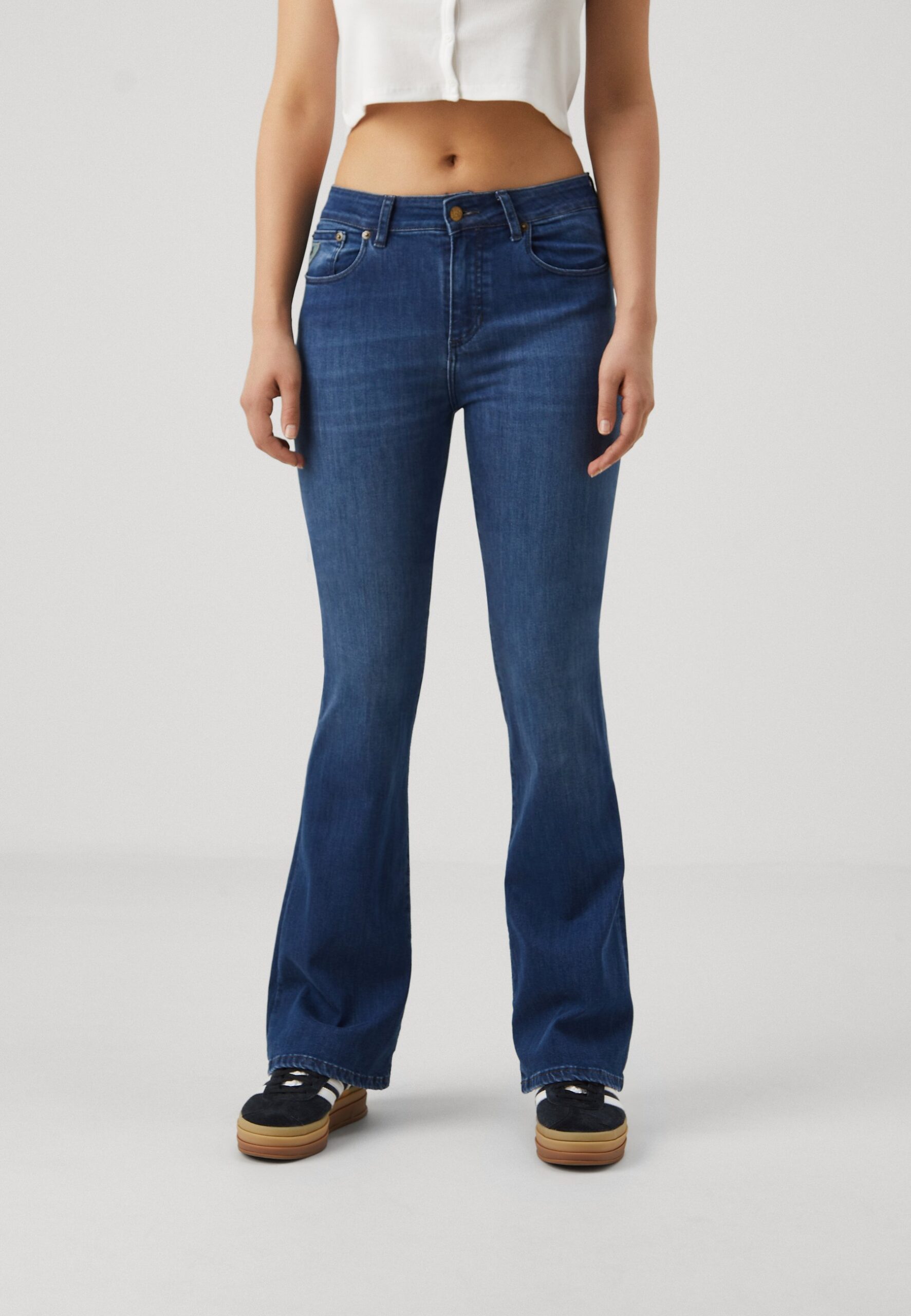 lois-jeans-dames-885eqf-1.jpg