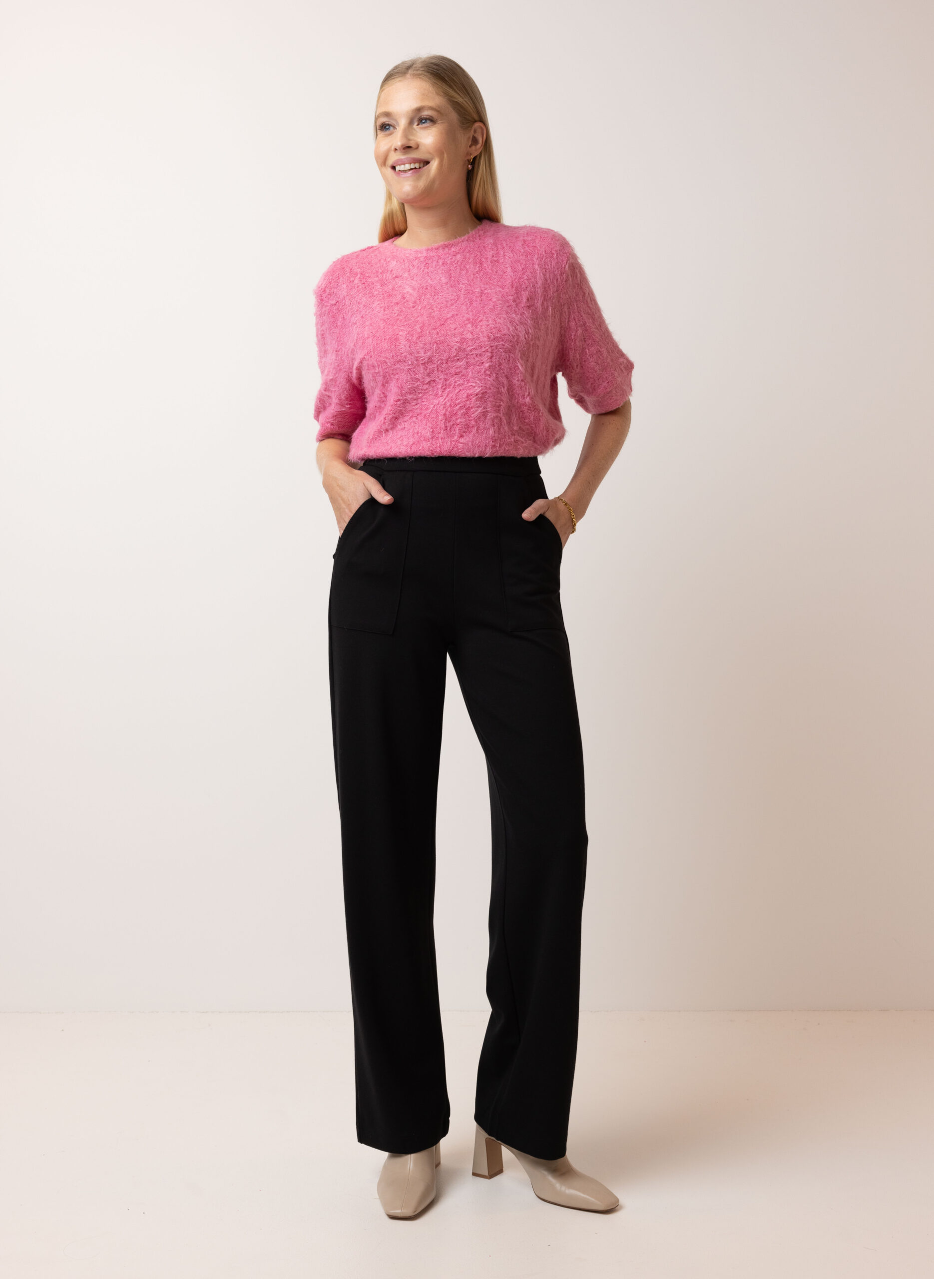 pantalon-zwart-dames-740qnu-1.jpg